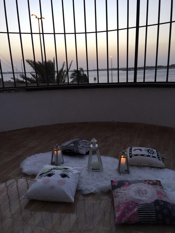 Mais jeddah Suites 2 Bagian luar foto
